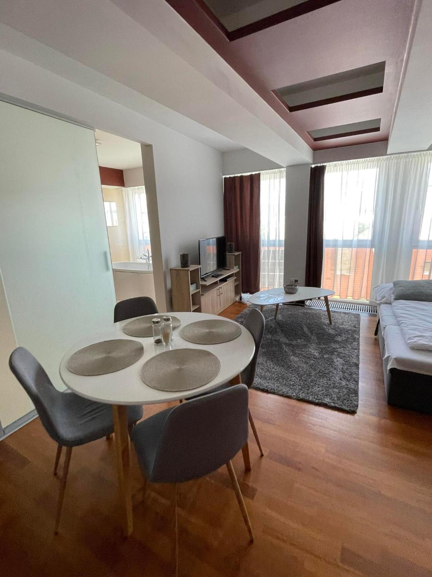 Klapka-Lak Apartman Eger Exterior foto